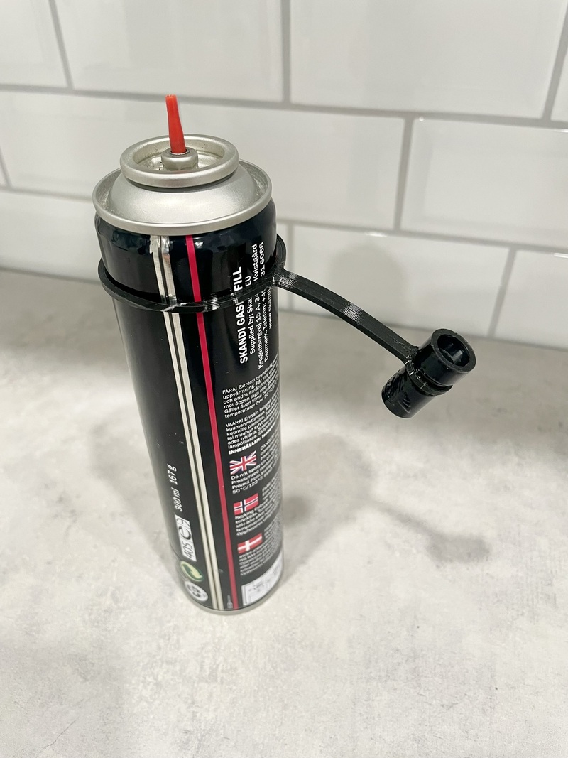 Adapter